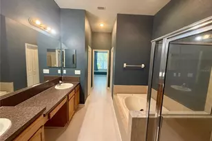 31819 Blythewood Way, Wesley Chapel, FL 33543 - Photo 15