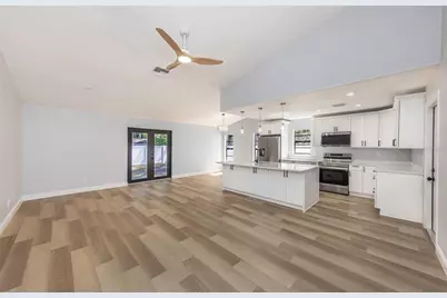 8315 N Temple Place, Tampa, FL 33617 - Photo 3