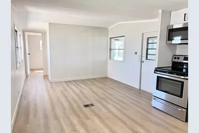 7028 Mount Jupiter Drive NE #601, Saint Petersburg, FL 33702 - Photo 5