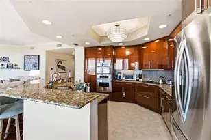 5823 Bowen Daniel Dr, Tampa, FL 33616 - Photo 9