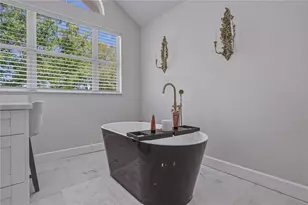 17820 Grey Brooke Dr, Tampa, FL 33647 - Photo 85