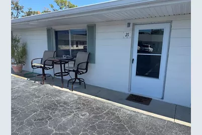 525 Manatee Court #21, Venice, FL 34285 - Photo 1