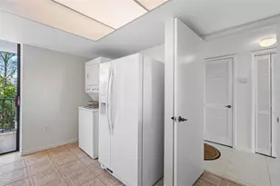 19111 Vista Bay Dr, Indian Shores, FL 33785 - Photo 23