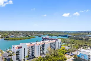 19111 Vista Bay Dr, Indian Shores, FL 33785 - Photo 51