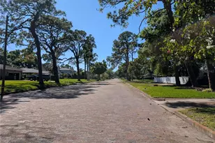 6170 7th Ave N, Saint Petersburg, FL 33710 - Photo 23