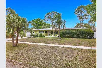 6170 7th Avenue N, Saint Petersburg, FL 33710 - Photo 1