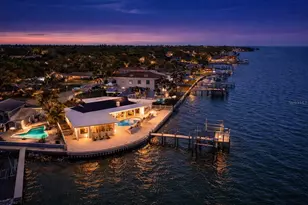 2970 68th Ave S, Saint Petersburg, FL 33712 - Photo 3