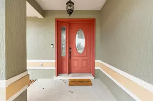 2550 Roslyn Ln, Lakeland, FL 33812 - Photo 5