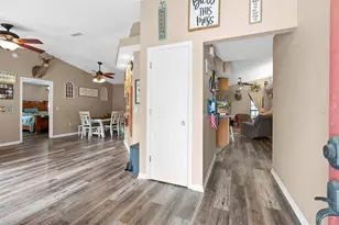 2550 Roslyn Ln, Lakeland, FL 33812 - Photo 7