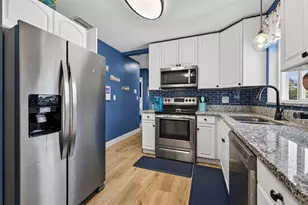2530 51st St N, Saint Petersburg, FL 33710 - Photo 9