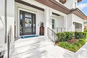 4835 W Bay Villa Ave, Tampa, FL 33611 - Photo 5