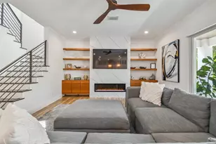 4835 W Bay Villa Ave, Tampa, FL 33611 - Photo 13