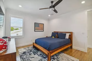 4835 W Bay Villa Ave, Tampa, FL 33611 - Photo 37