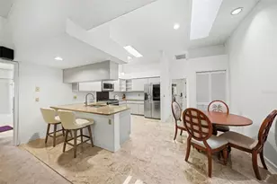 12804 Wallingford Dr, Tampa, FL 33624 - Photo 15