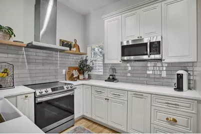 18565 Strombury Drive, Land O Lakes, FL 34638 - Photo 9