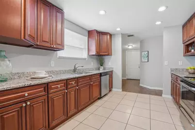 2501 W Gray Street, Tampa, FL 33609 - Photo 13