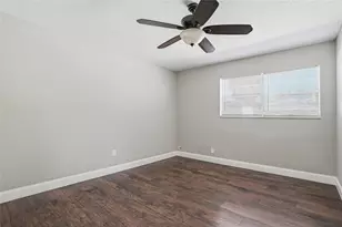 2501 W Gray St, Tampa, FL 33609 - Photo 27