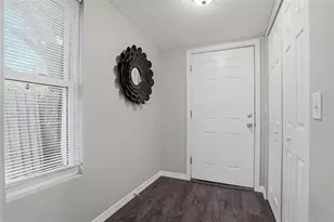 2501 W Gray St, Tampa, FL 33609 - Photo 19