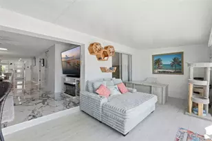 573 Boca Ciega Point Blvd N, Saint Petersburg, FL 33708 - Photo 23