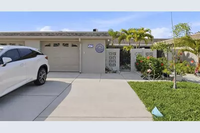 573 Boca Ciega Point Boulevard N, Saint Petersburg, FL 33708 - Photo 3