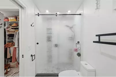 573 Boca Ciega Point Boulevard N, Saint Petersburg, FL 33708 - Photo 19