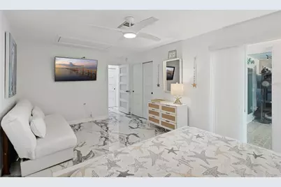 573 Boca Ciega Point Boulevard N, Saint Petersburg, FL 33708 - Photo 17