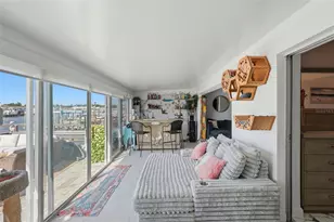 573 Boca Ciega Point Blvd N, Saint Petersburg, FL 33708 - Photo 7