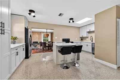 5846 82nd Avenue N, Pinellas Park, FL 33781 - Photo 9