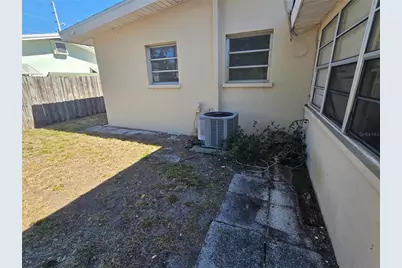 711 9th Street NW, Largo, FL 33770 - Photo 21