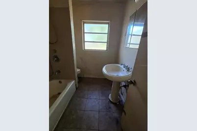 711 9th Street NW, Largo, FL 33770 - Photo 15