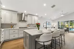 10145 Kingsbridge Ave, Tampa, FL 33626 - Photo 9