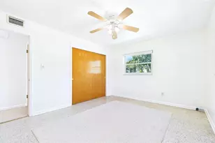 1601 Lark Ln, Brandon, FL 33510 - Photo 35