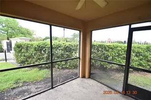 2449 Hibiscus Bay Ln, Brandon, FL 33511 - Photo 41