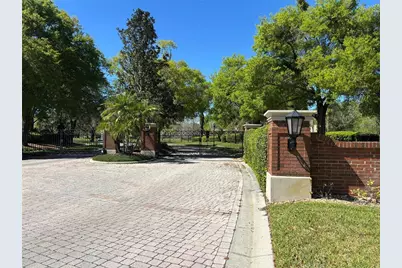 1310 Oxbridge Drive, Lutz, FL 33549 - Photo 9