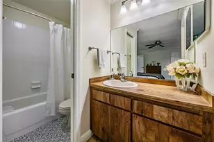 5326 Ridgewell Ct, Tampa, FL 33624 - Photo 27