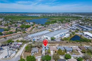 605 Cypress Park Ave, Tarpon Springs, FL 34689 - Photo 75