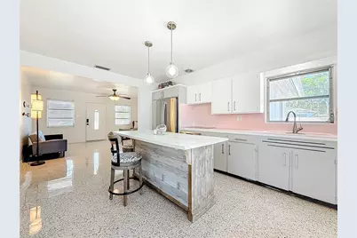 5401 17th Avenue S, Gulfport, FL 33707 - Photo 17