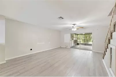 16110 Rambling Vine Drive W, Tampa, FL 33624 - Photo 17