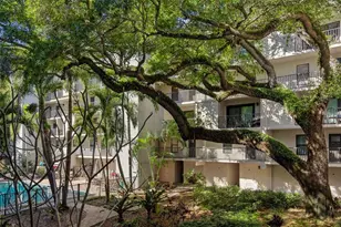 105 4th Ave NE, Saint Petersburg, FL 33701 - Photo 13