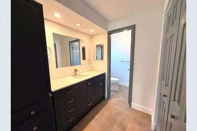 8335 Somerset Drive, Largo, FL 33773 - Photo 15