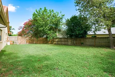 2729 Redford Court E, Clearwater, FL 33761 - Photo 45