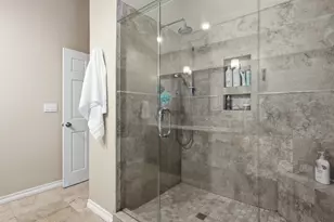 2729 Redford Ct E, Clearwater, FL 33761 - Photo 27
