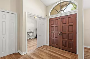 2729 Redford Ct E, Clearwater, FL 33761 - Photo 5