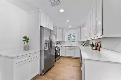 3015 W North B Street, Tampa, FL 33609 - Photo 11