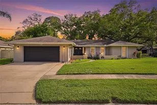 2207 Willowbrook Dr, Clearwater, FL 33764 - Photo 1