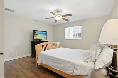 2207 Willowbrook Dr, Clearwater, FL 33764 - Photo 21