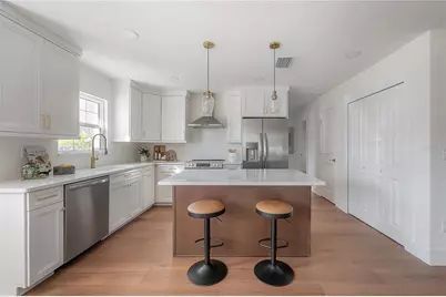 3707 W Leila Avenue, Tampa, FL 33611 - Photo 9