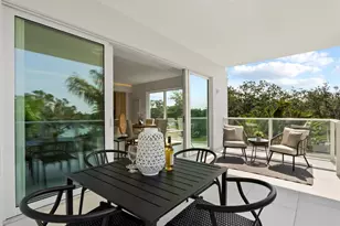 1020 Sunset Point Rd, Clearwater, FL 33755 - Photo 23