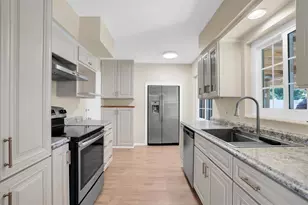 2214 Duncan Dr, Belleair Bluffs, FL 33770 - Photo 7