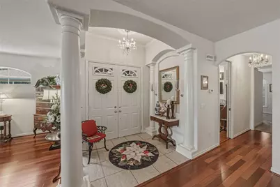 12410 Woodlands Circle, Dade City, FL 33525 - Photo 9